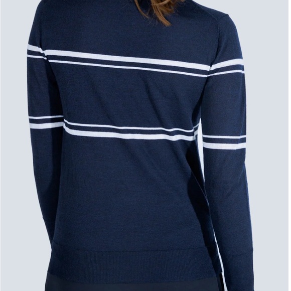 L'Etoile Tennis Anyone Sweater xs navy and off white- small hole in cuff see pic - Picture 2 of 7